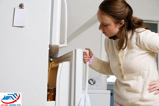 Tủ lạnh không đóng khít
